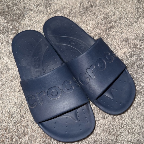 CROCS Classic Navy Slides - Picture 1 of 2